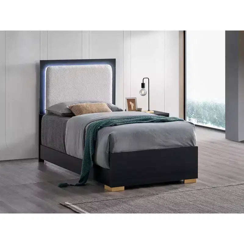 Letto a pannelli gemelli Passion Furniture Steeler in legno nero e oro con testiera illuminata a LED