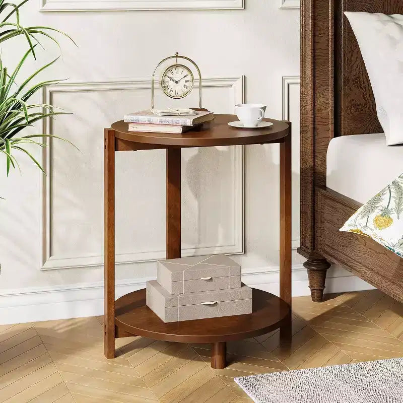 Tavolino Lantine in legno massello per soggiorno, tavolino rotondo piccolo con 2 ripiani, mobile d'accento per piccoli spazi, camera da letto, appartamento, marrone