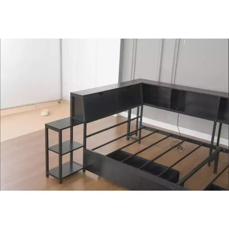 Struttura letto angolare matrimoniale con libreria, 2 cassetti, luci LED e stazione di ricarica, configurazione reversibile, nero