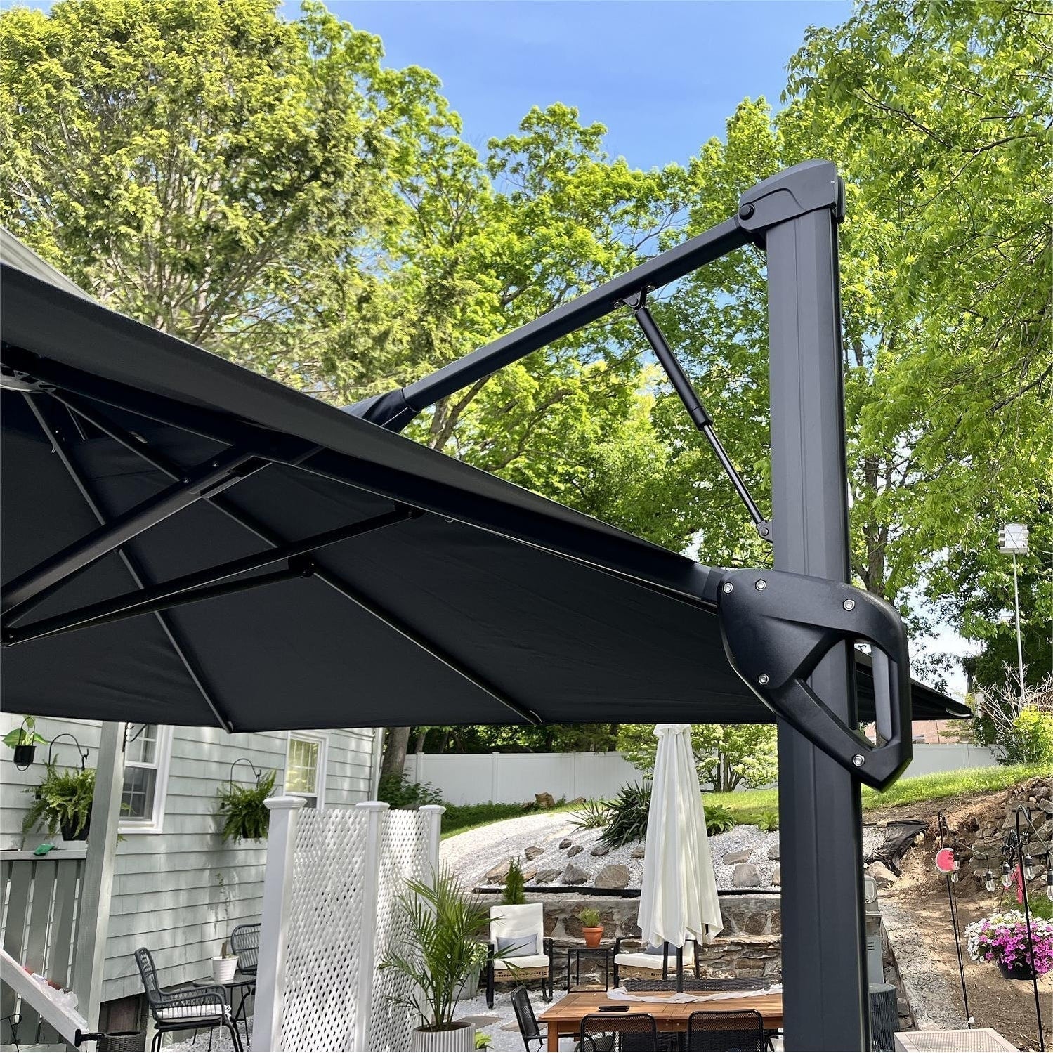 MAISON ARTS Sombrilla Cantilever Hidráulica Automática de 3.65 m, Poste de Aluminio con Rotación de 360 Grados