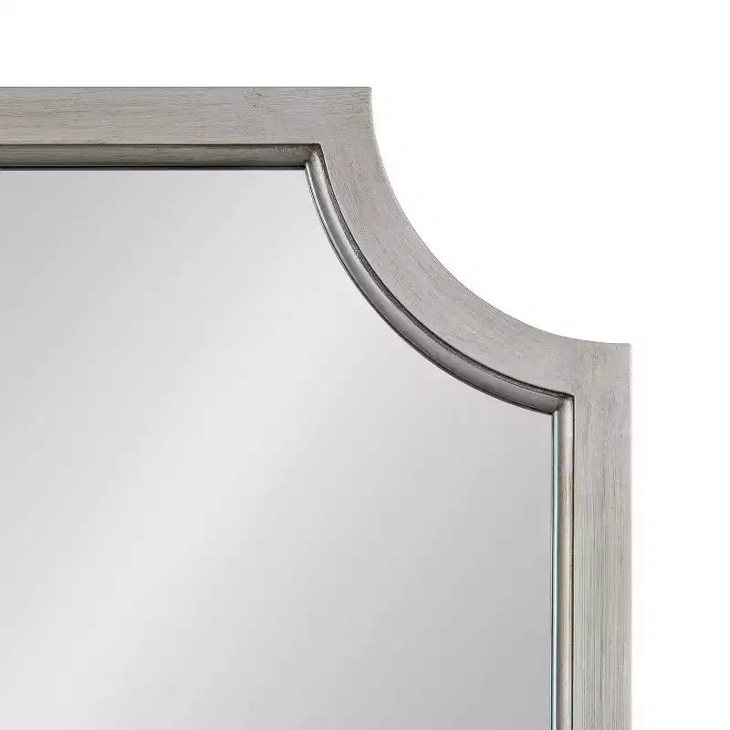 Specchio Hogan Scalloped MDF con bordo smerlato, 24x36, argento