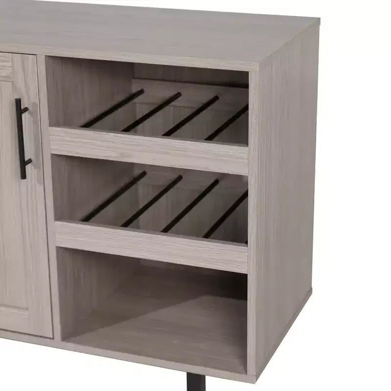 Mobile bar e credenza Elmont Classic con armadietto ad anta singola stile shaker con portabicchieri sospeso e ripiani aperti per bottiglie